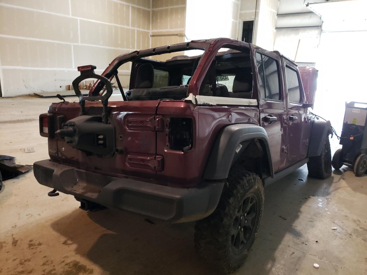 Photo 4 from auction – 2021 JEEP WRANGLER U with VIN 1C4HJXDM4MW546597