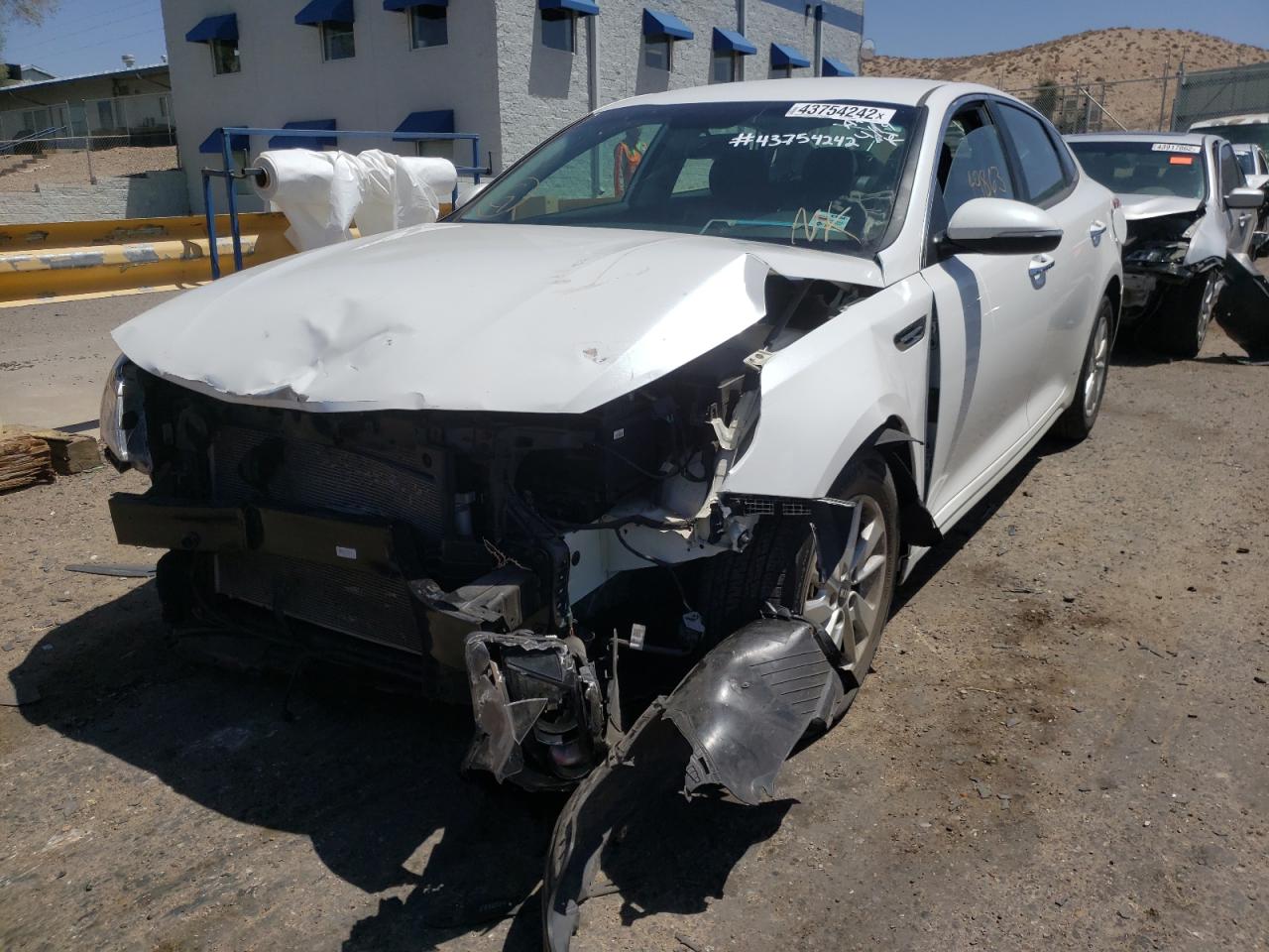 Photo 9 from auction – 2016 KIA OPTIMA LX with VIN KNAGT4L32G5076719