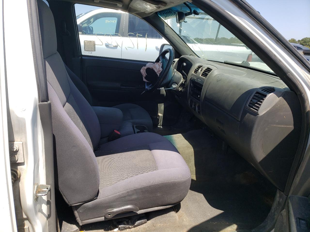 Photo 5 from auction – 2006 CHEVROLET COLORADO with VIN 1GCDT136468290672