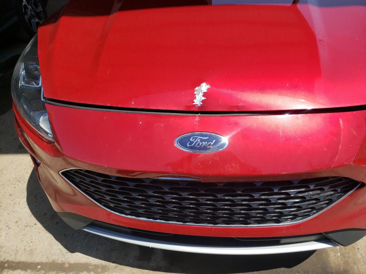 Photo 9 from auction – 2020 FORD ESCAPE SEL with VIN 1FMCU9H92LUA39352