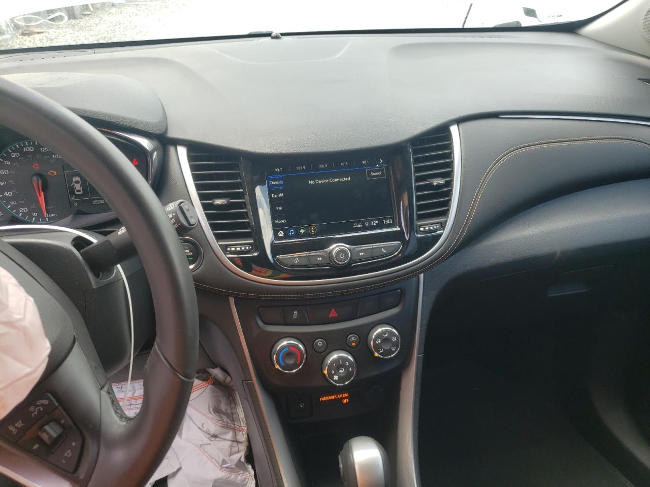 Photo 9 from auction – 2018 CHEVROLET TRAX 1LT with VIN KL7CJLSB2JB537014