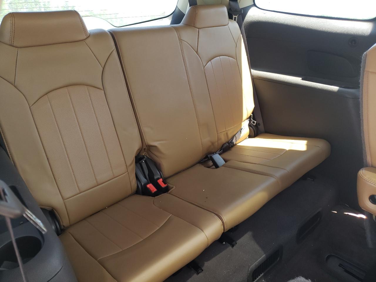 Photo 9 from auction – 2015 BUICK ENCLAVE with VIN 5GAKRCKD8FJ376482