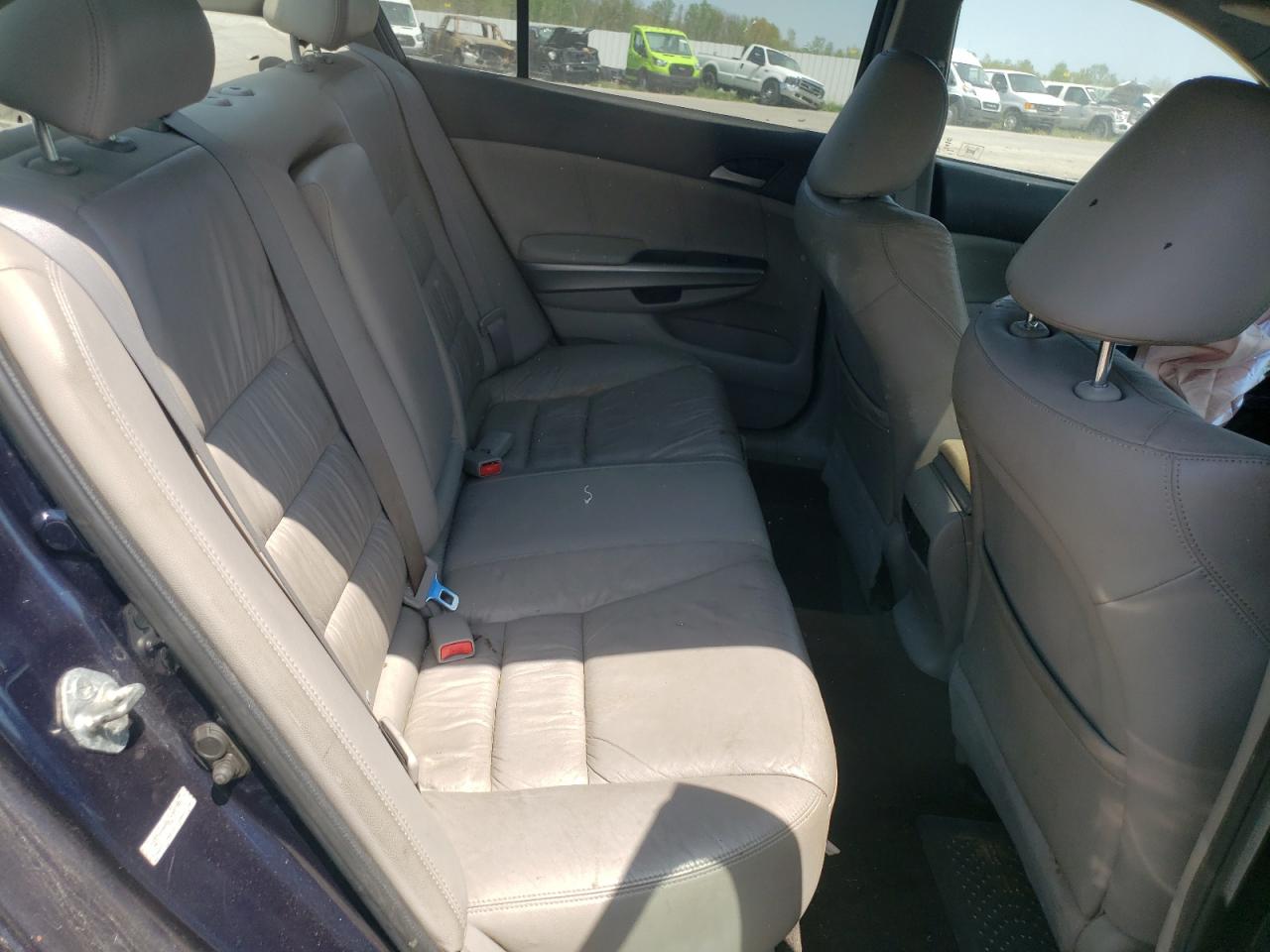 Photo 6 from auction – 2010 HONDA ACCORD EXL with VIN 5KBCP3F89AB006701