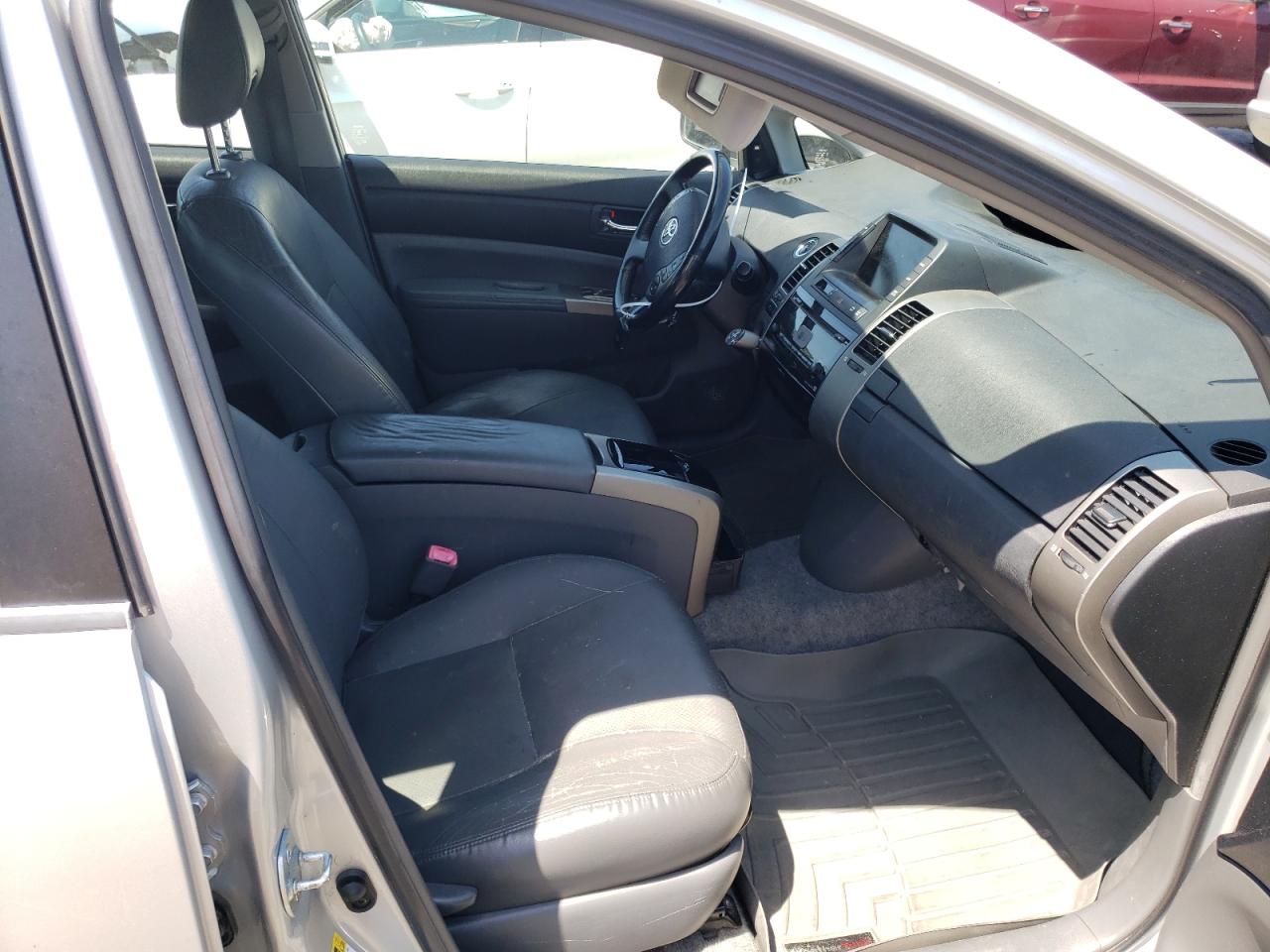 Photo 5 from auction – 2007 TOYOTA PRIUS with VIN JTDKB20U877610151