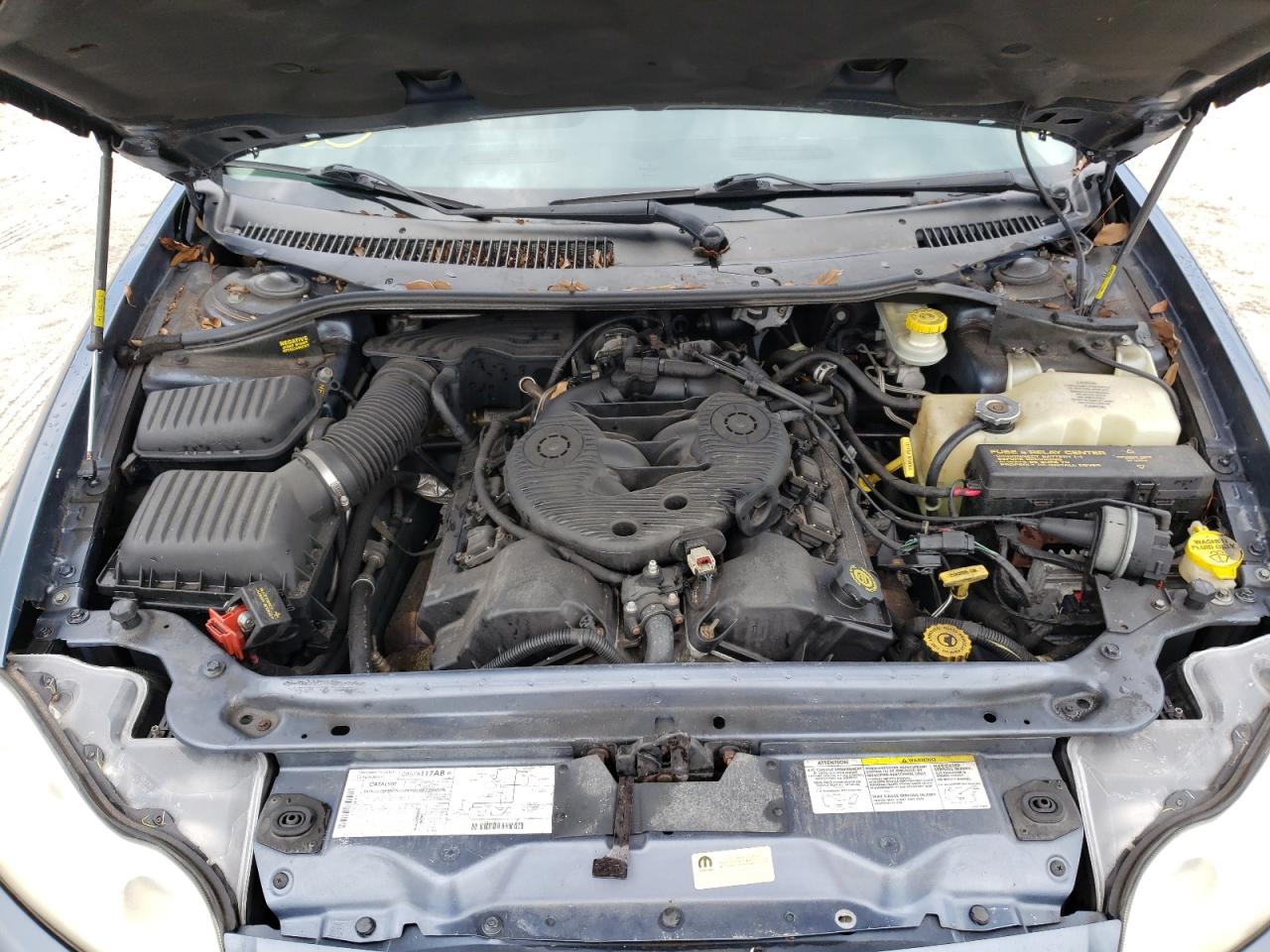 Photo 7 from auction – 2002 CHRYSLER CONCORDE L with VIN 2C3HD46R62H115287