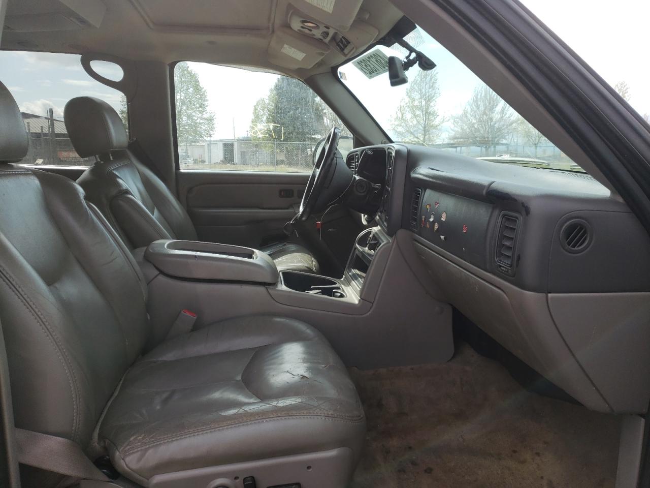 Photo 5 from auction – 2006 CHEVROLET SUBURBAN K with VIN 1GNFK16Z96J146391