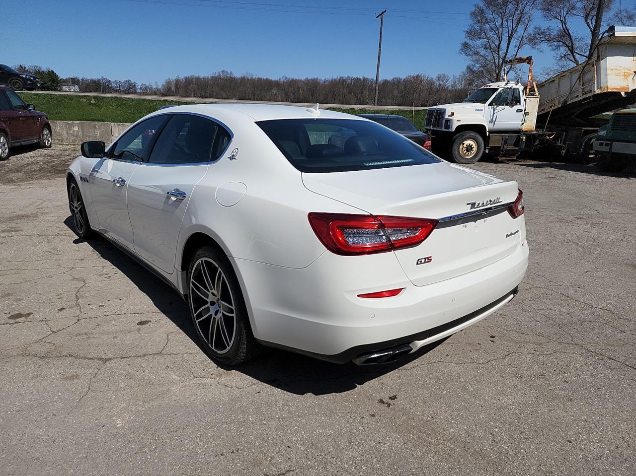 Photo 3 from auction – 2014 MASERATI QUATTROPOR with VIN ZAM56PPA1E1072866