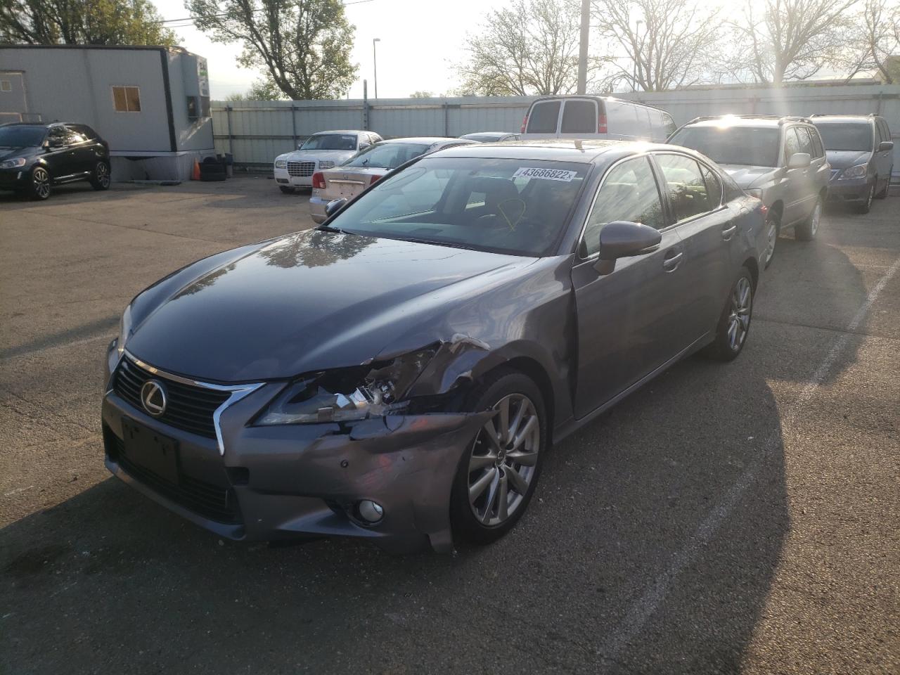Photo 2 from auction – 2013 LEXUS GS 350 with VIN JTHCE1BL8D5002937