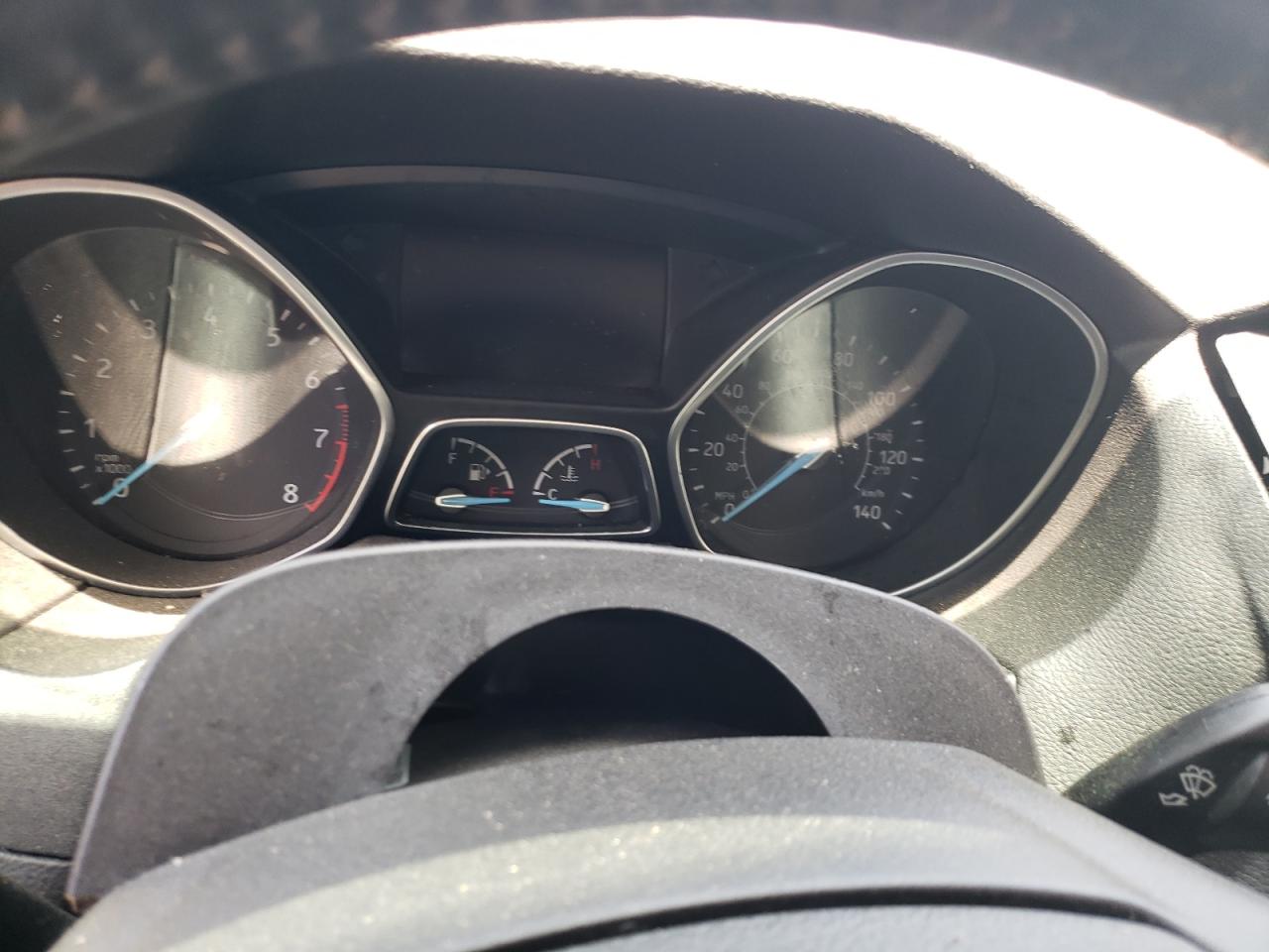 Photo 8 from auction – 2016 FORD FOCUS SE with VIN 1FADP3F23GL309600