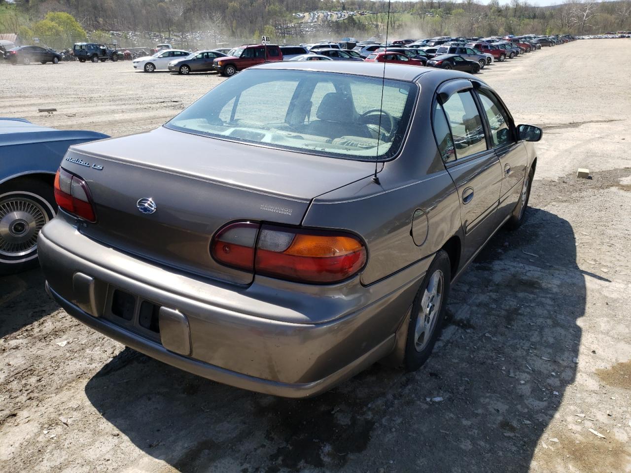 Photo 4 from auction – 2002 CHEVROLET MALIBU LS with VIN 1G1NE52J12M516091