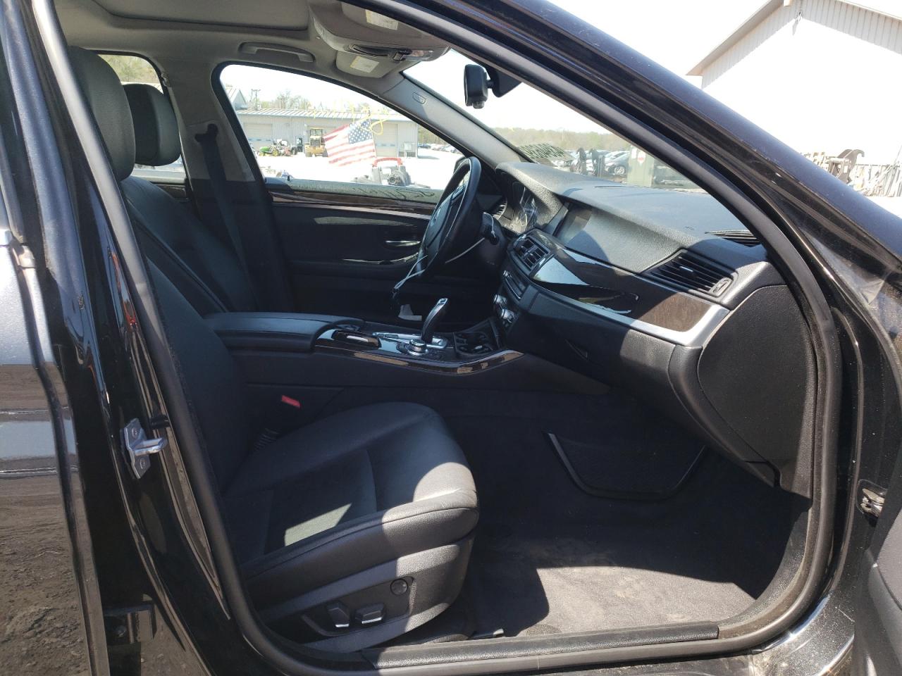 Photo 5 from auction – 2013 BMW 528 XI with VIN WBAXH5C50DD109095