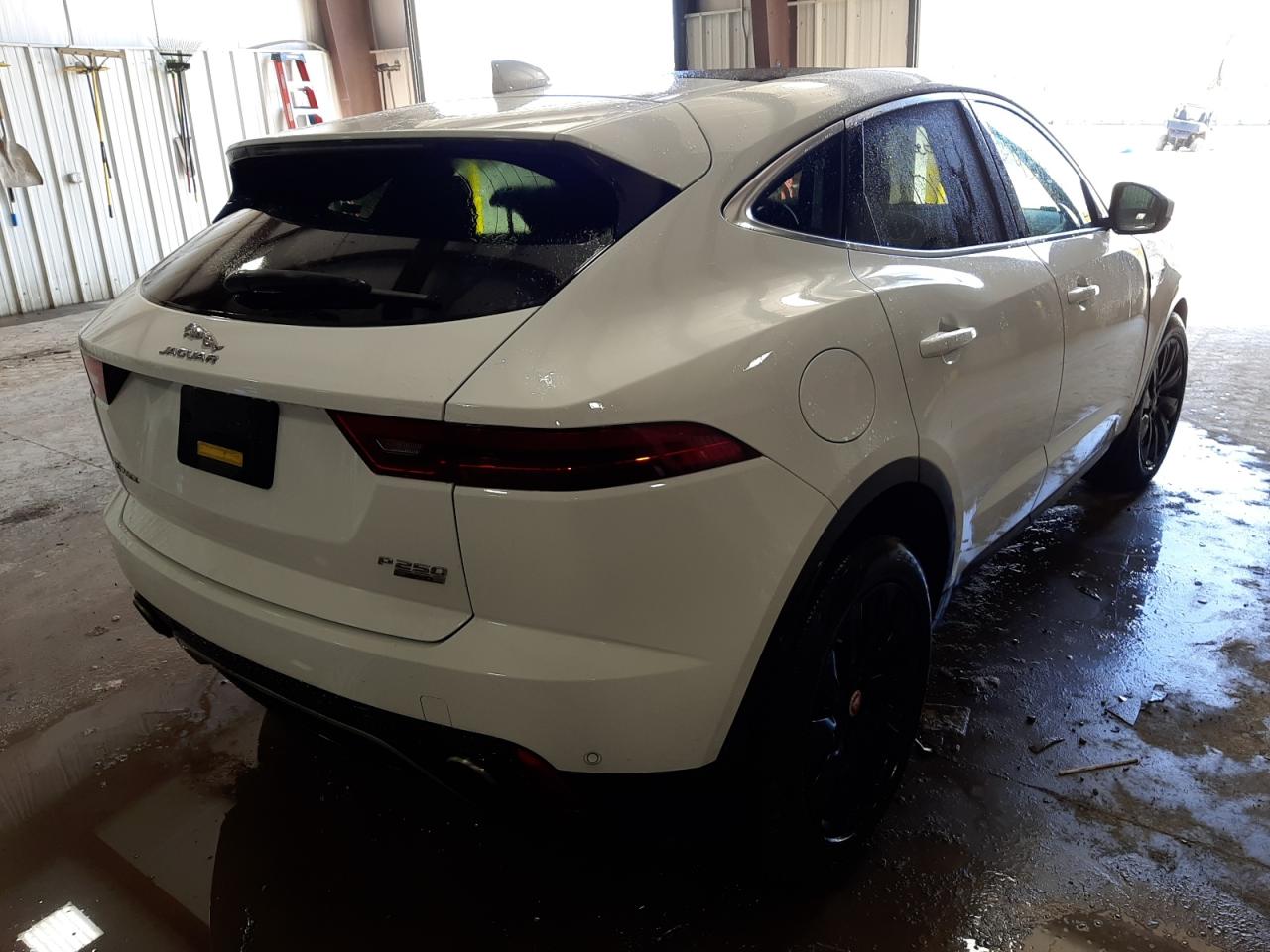 Photo 4 from auction – 2018 JAGUAR E-PACE SE with VIN SADFP2FX0J1Z12231