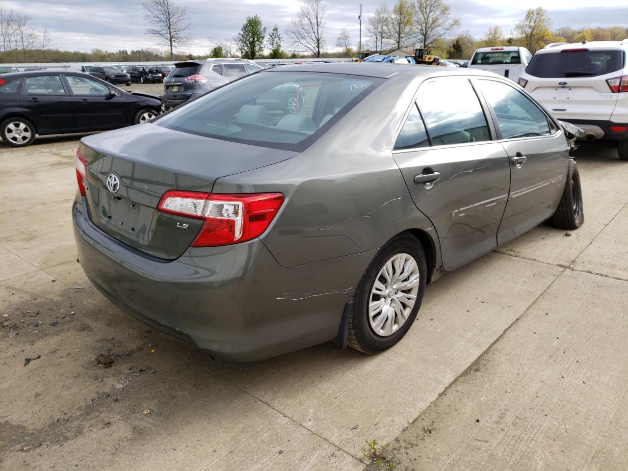 Photo 4 from auction – 2013 TOYOTA CAMRY L with VIN 4T4BF1FK0DR276541