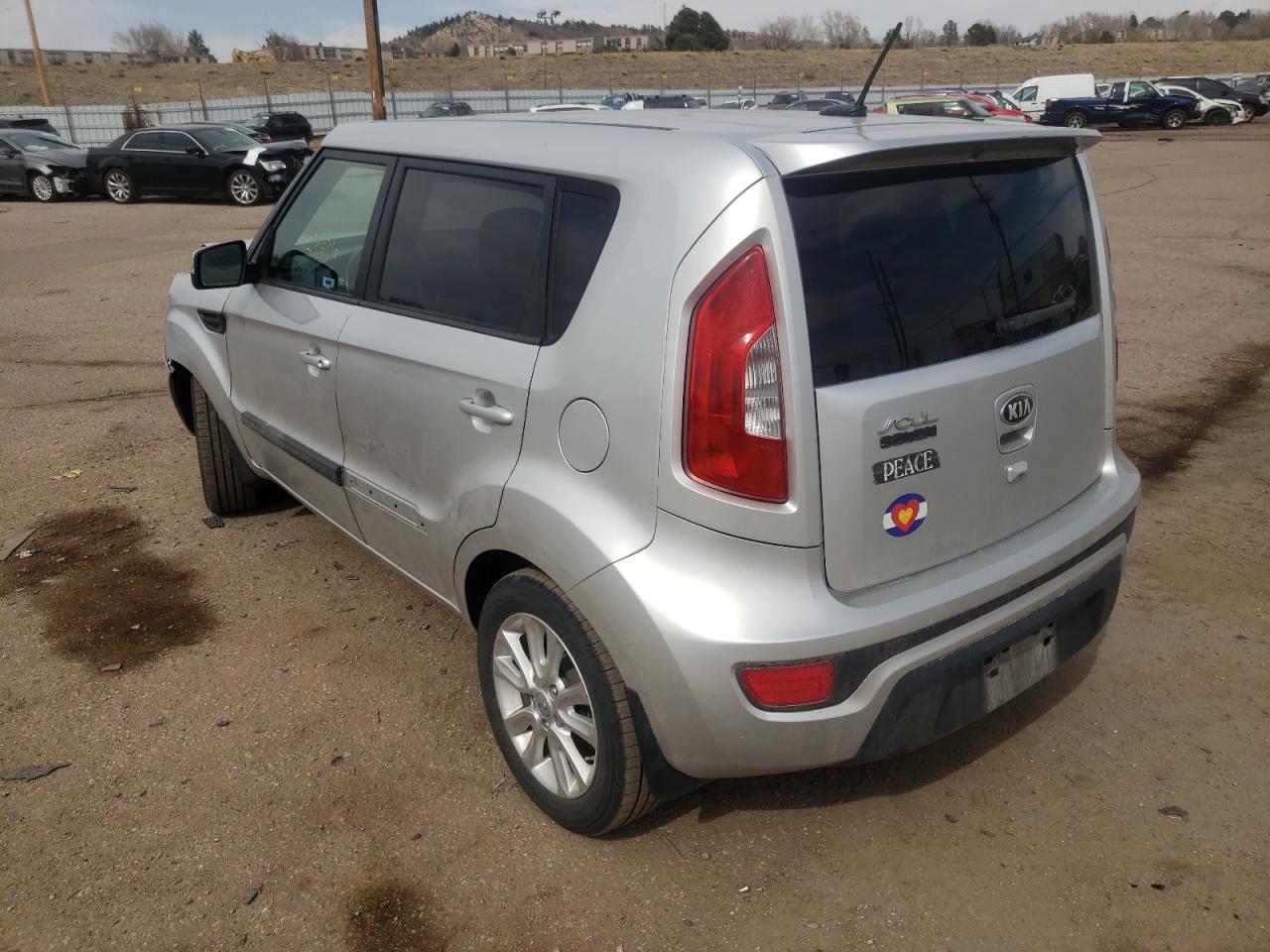 Снимка 3 от търг – 2013 KIA SOUL + с VIN KNDJT2A67D7527802