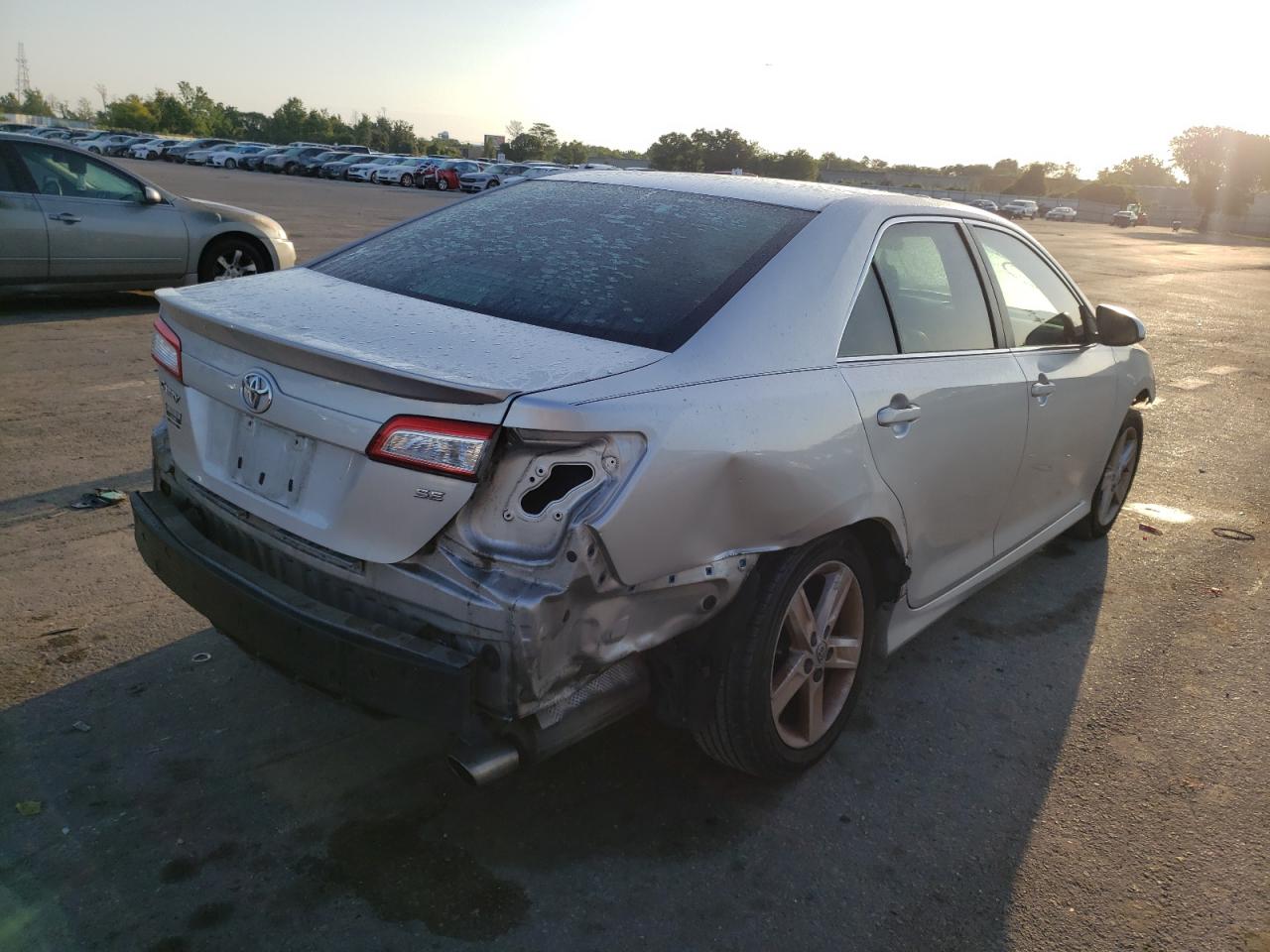 Photo 4 from auction – 2012 TOYOTA CAMRY BASE with VIN 4T1BF1FK6CU036189
