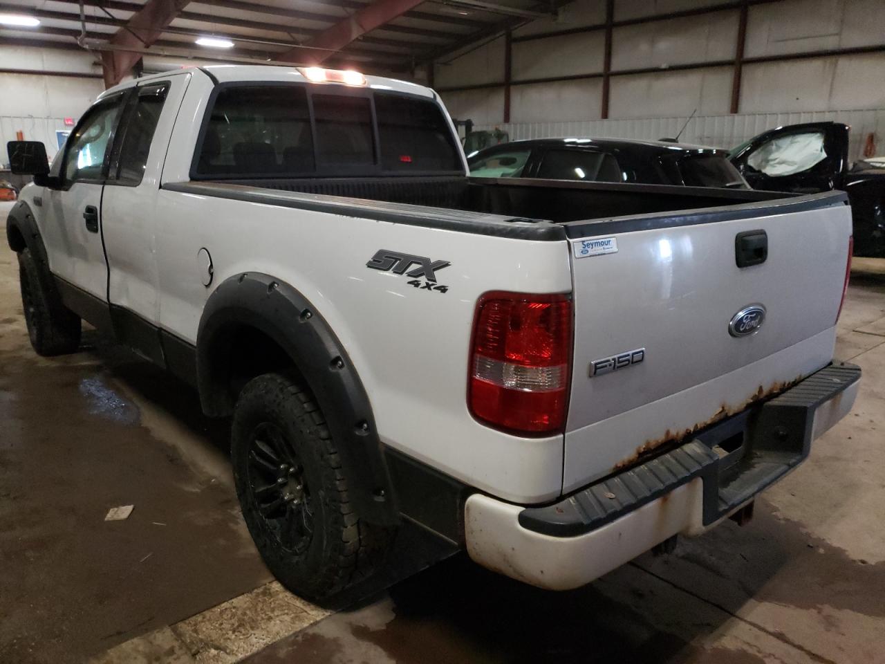 Photo 3 from auction – 2004 FORD F150 with VIN 1FTRX14W04FA11087