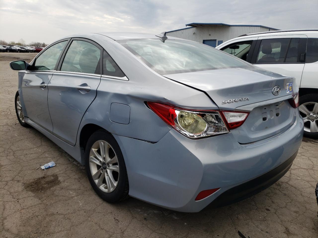 Photo 3 from auction – 2014 HYUNDAI SONATA GLS with VIN 5NPEB4AC7EH870581