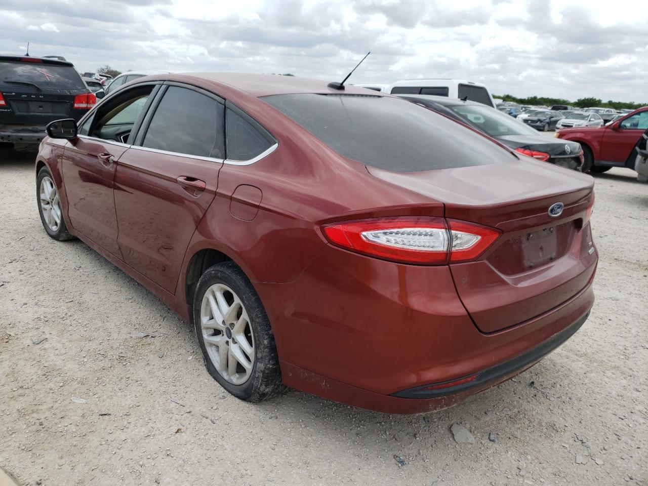 Photo 3 from auction – 2014 FORD FUSION SE with VIN 3FA6P0HD3ER376976