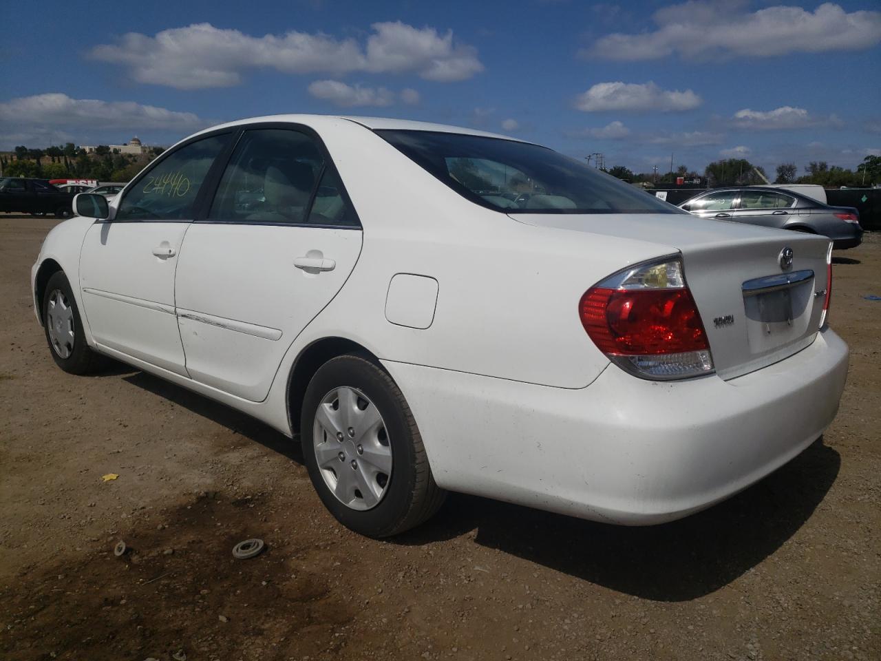 Photo 3 from auction – 2006 TOYOTA CAMRY LE with VIN 4T1BE32K06U719773