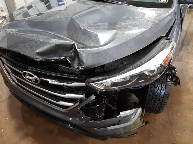 Photo 9 from auction – 2018 HYUNDAI TUCSON SE with VIN KM8J2CA45JU646013