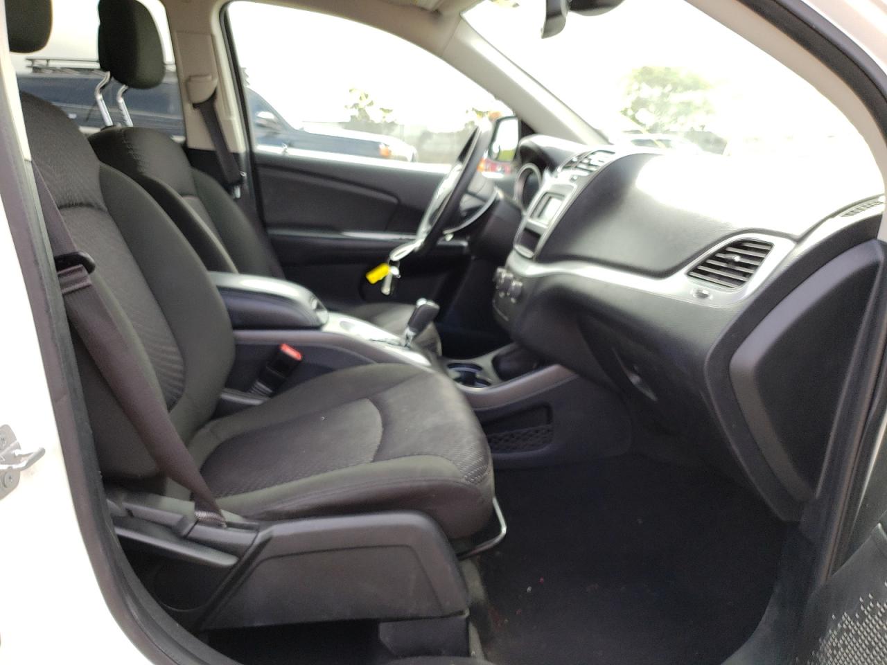 Photo 5 from auction – 2019 DODGE JOURNEY SE with VIN 3C4PDCAB1KT751604