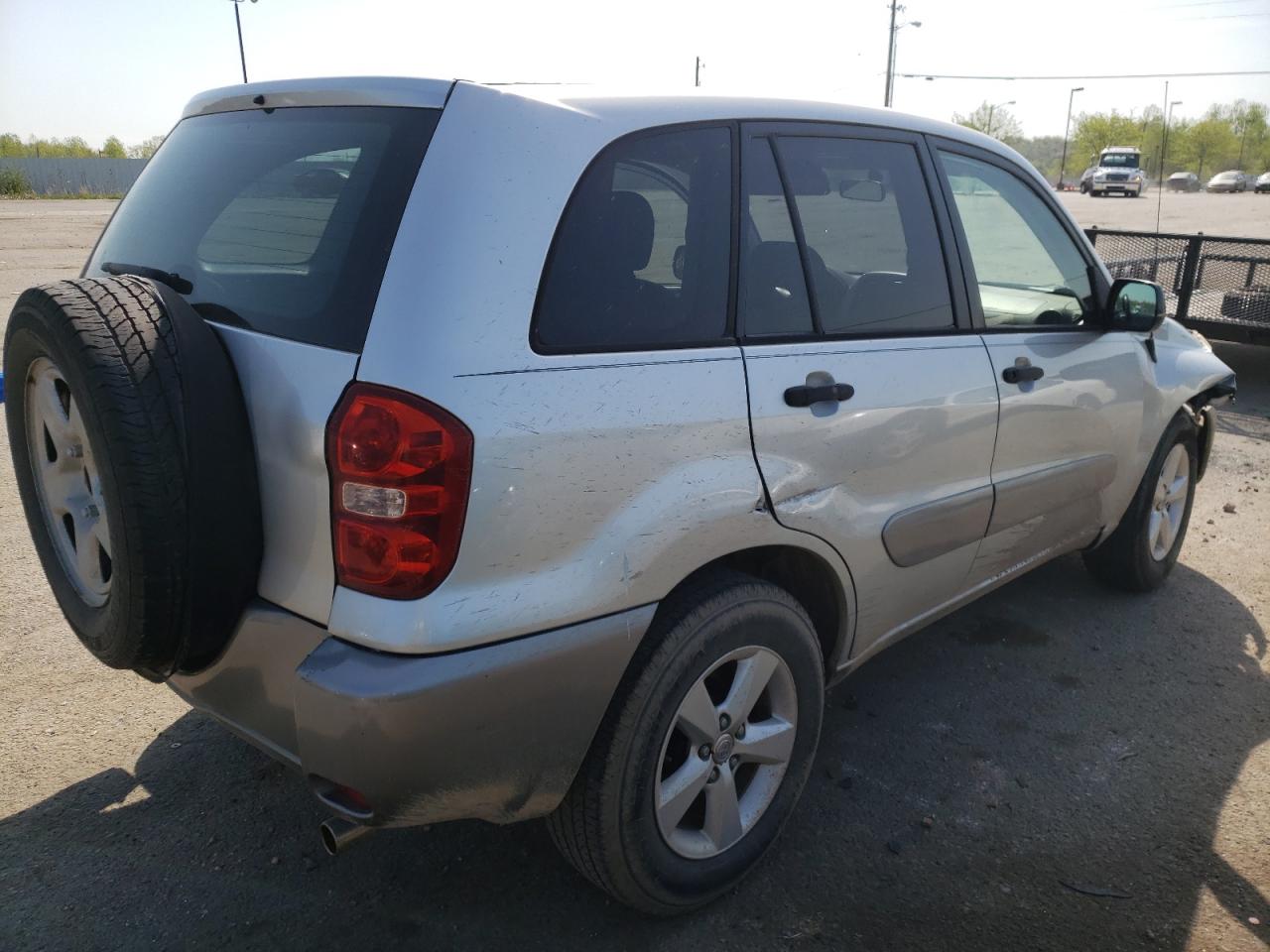 Photo 4 from auction – 2005 TOYOTA RAV4 with VIN JTEGD20V850089667