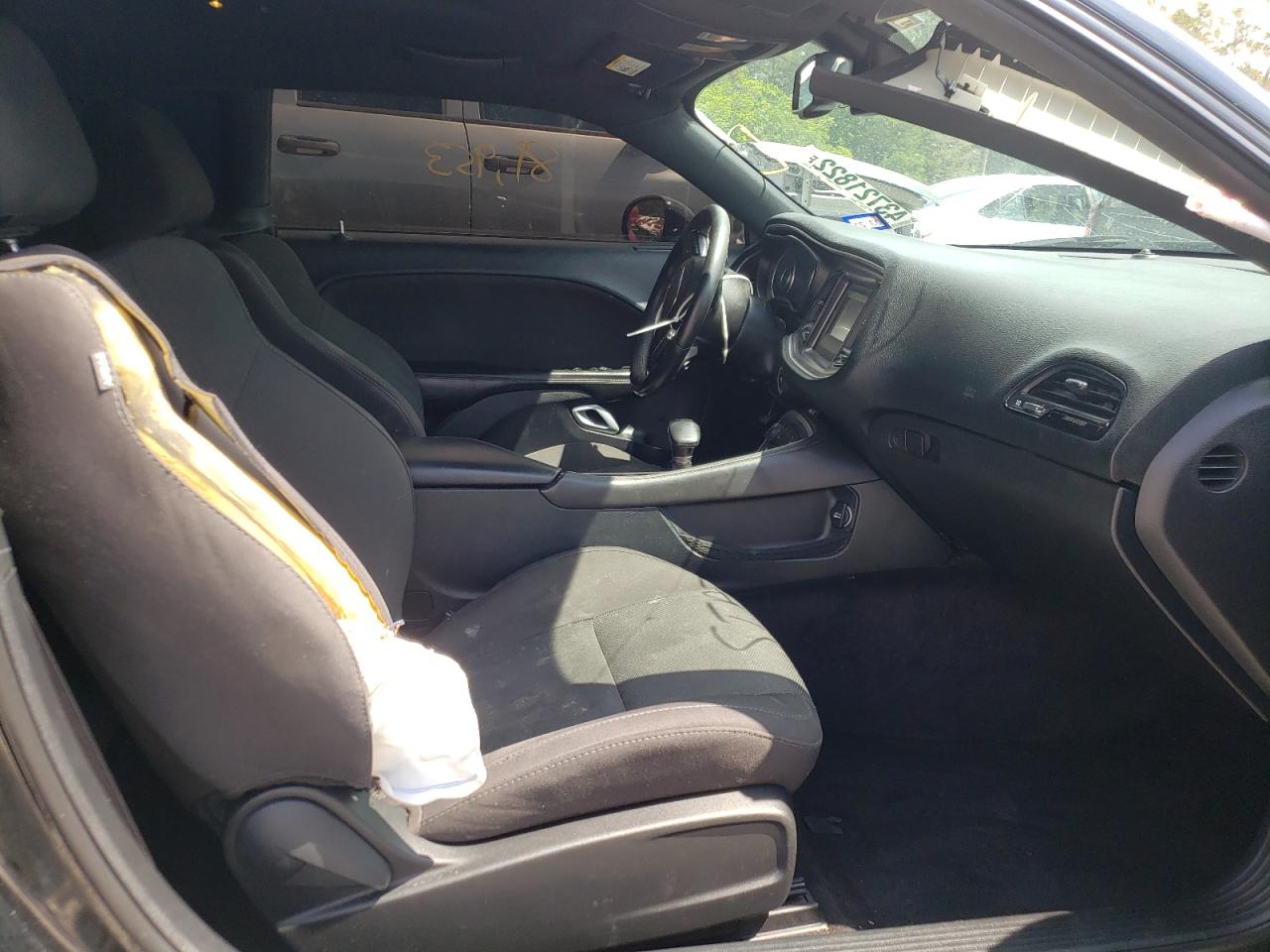 Photo 5 from auction – 2015 DODGE CHALLENGER with VIN 2C3CDZAT7FH822057