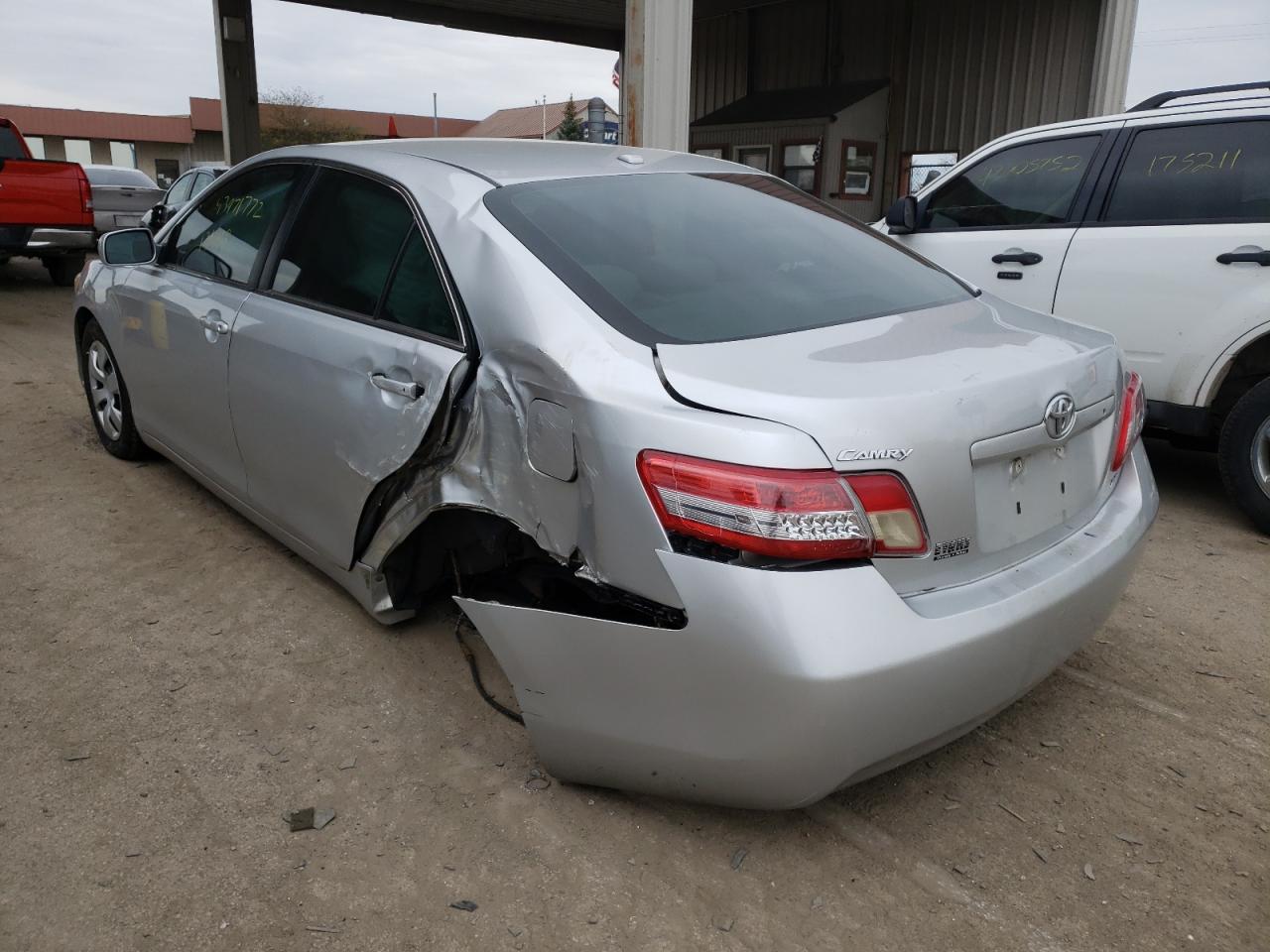 Photo 3 from auction – 2011 TOYOTA CAMRY BASE with VIN 4T1BF3EK2BU640768