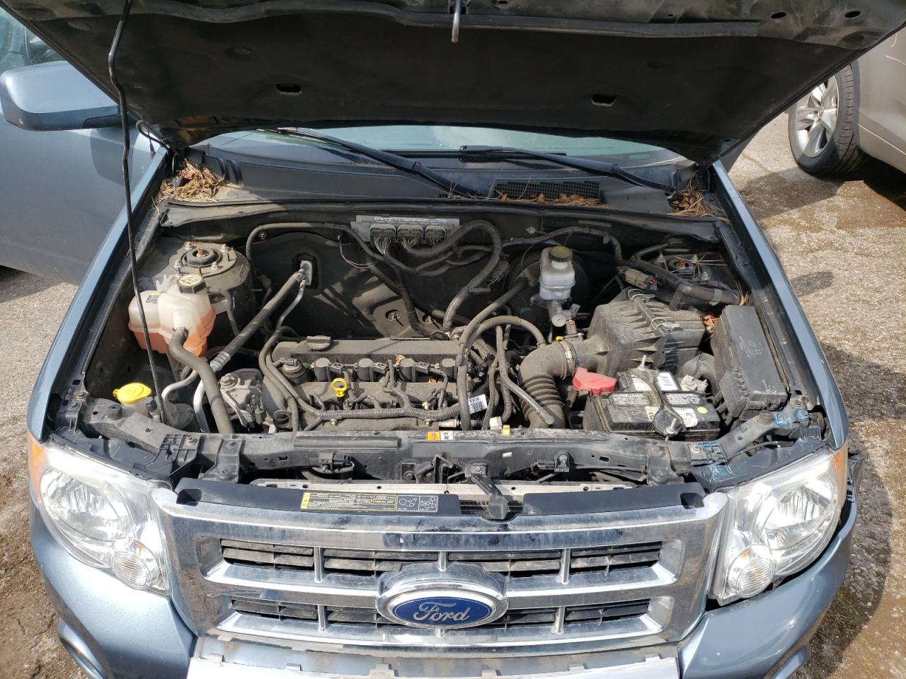 Photo 7 from auction – 2012 FORD ESCAPE LIM with VIN 1FMCU9E73CKA58877