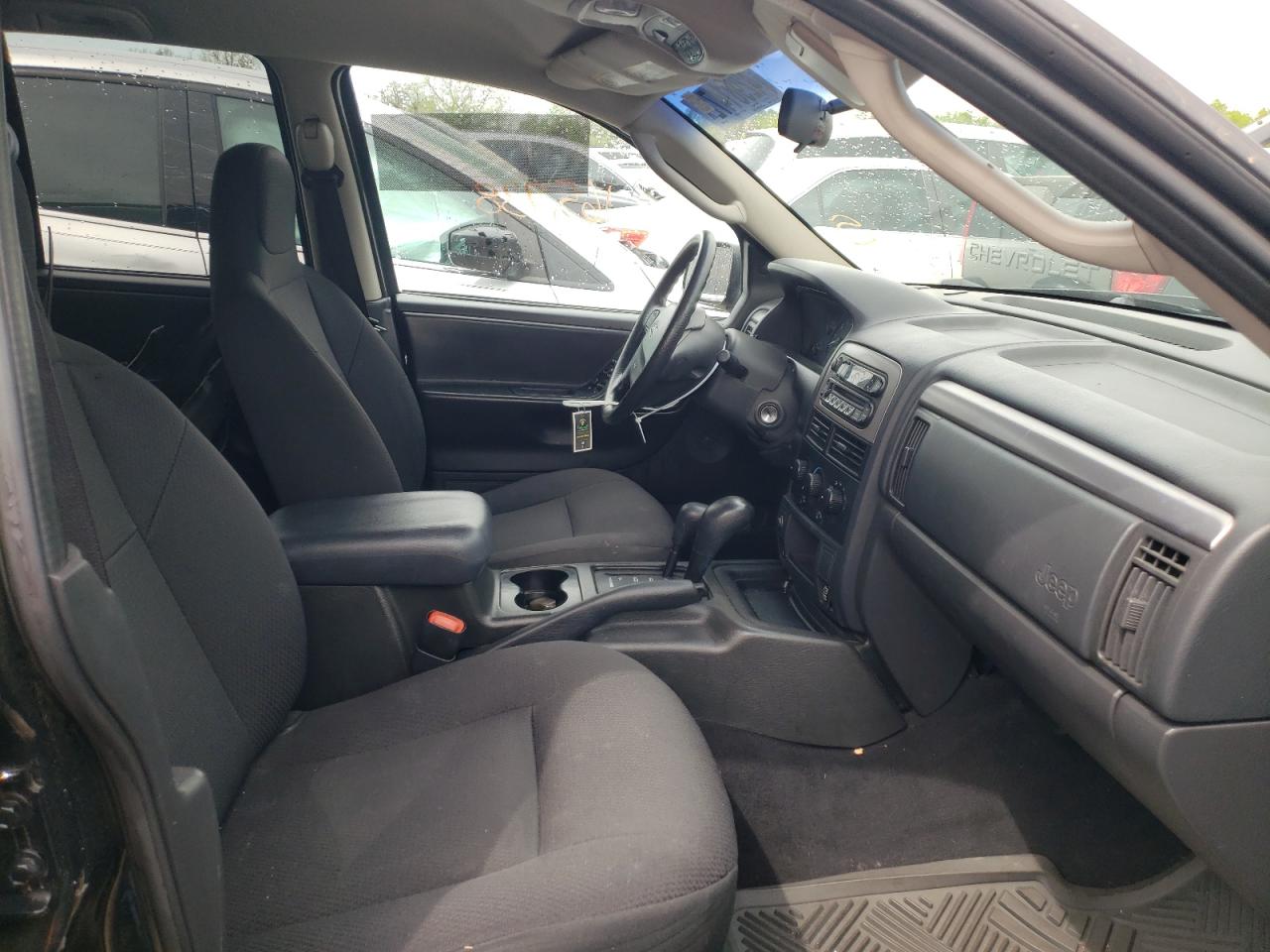Photo 5 from auction – 2004 JEEP GRAND CHER with VIN 1J4GW48S64C357143