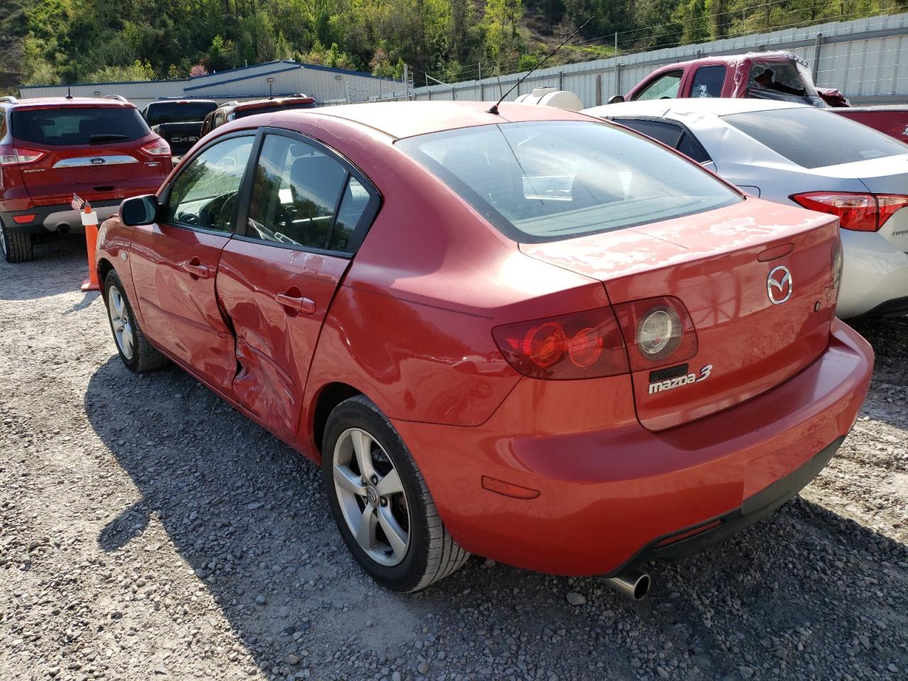 Photo 3 from auction – 2006 MAZDA 3 I with VIN JM1BK12F361414886