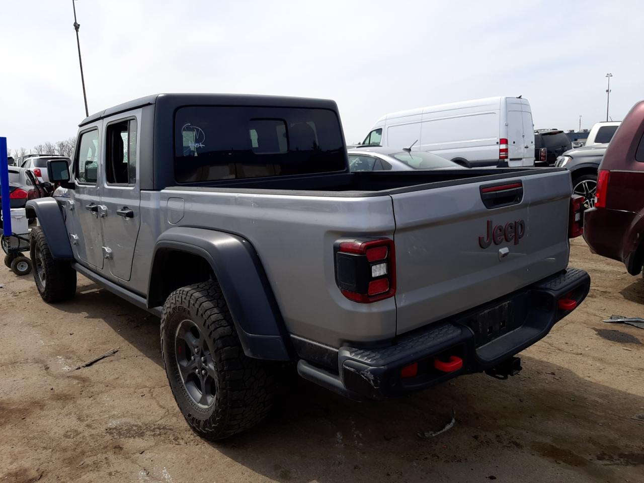 Photo 3 from auction – 2020 JEEP GLADIATOR with VIN 1C6JJTBG0LL198330