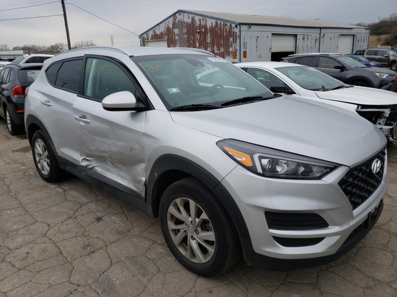 HYUNDAI TUCSON LIM 2019 with VIN KM8J3CA44KU028308 - Photo from auction