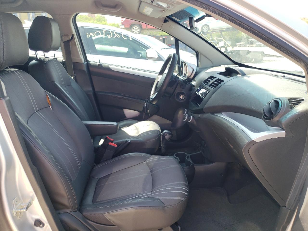 Photo 5 from auction – 2014 CHEVROLET SPARK LS with VIN KL8CB6S92EC461785