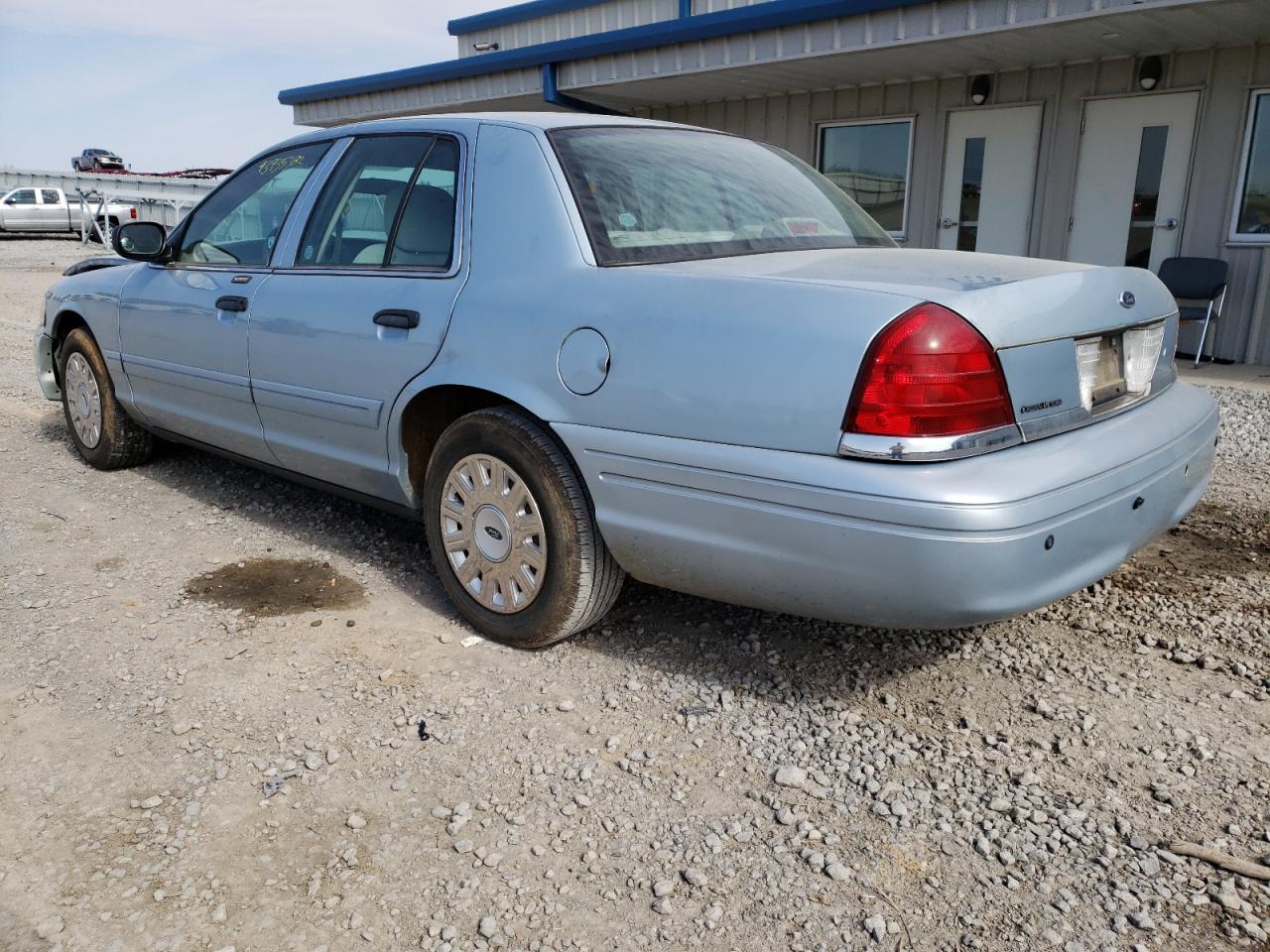 Photo 3 from auction – 2008 FORD CROWN VICT with VIN 2FAFP73V08X135519