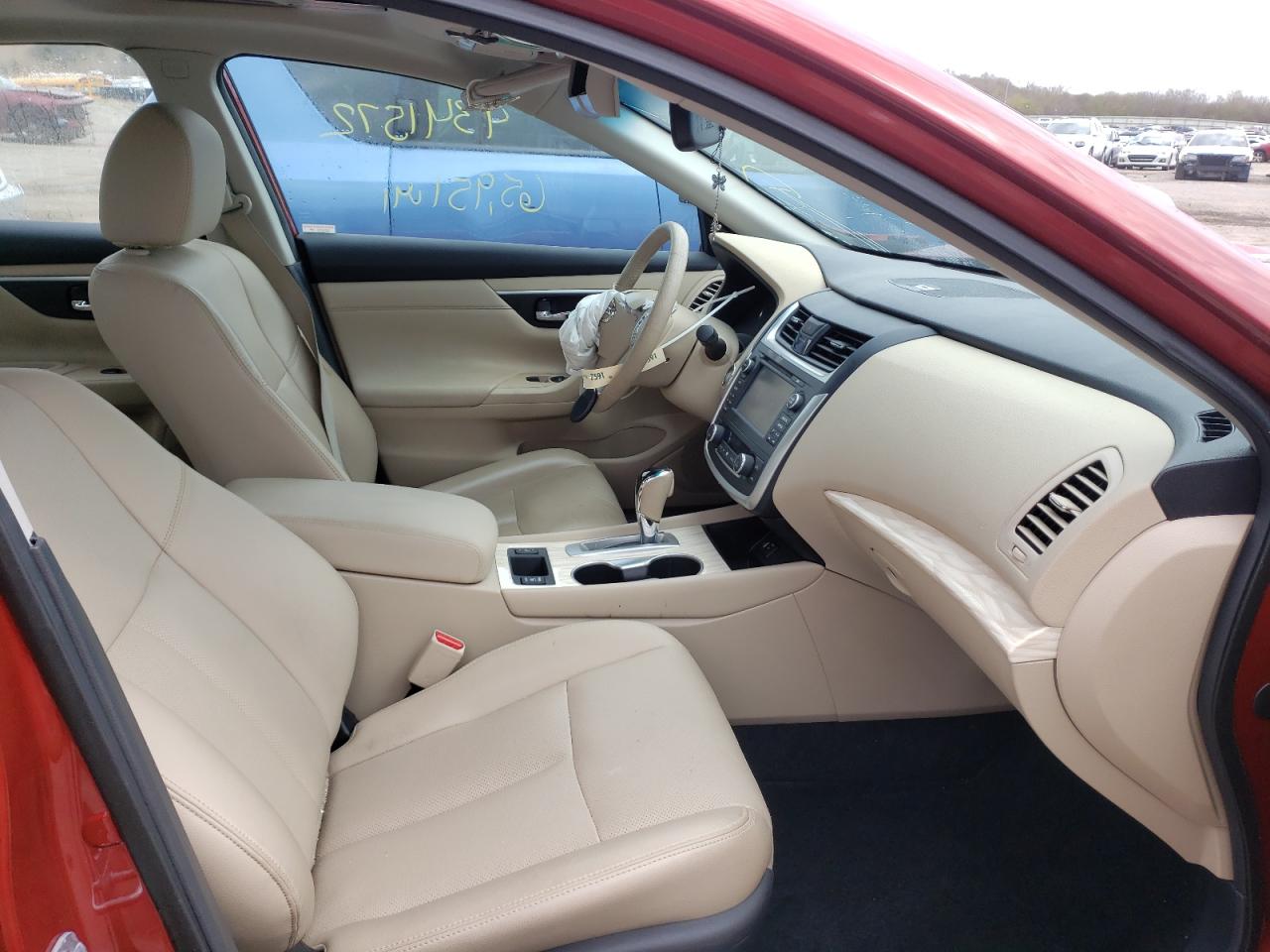 Photo 5 from auction – 2016 NISSAN ALTIMA 2.5 with VIN 1N4AL3AP2GC254154