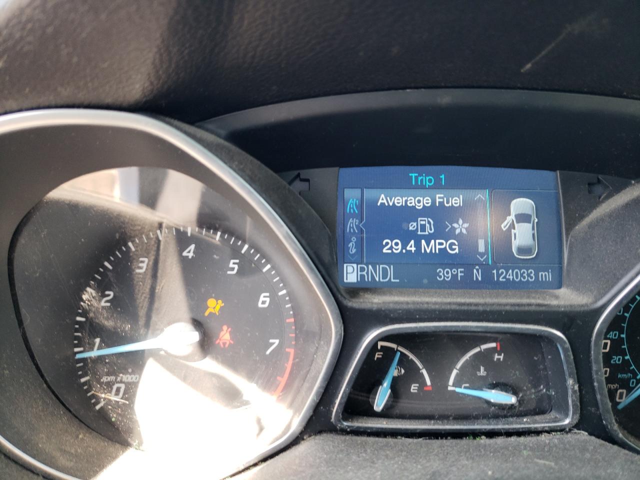 Photo 8 from auction – 2012 FORD FOCUS SE with VIN 1FAHP3F21CL297247