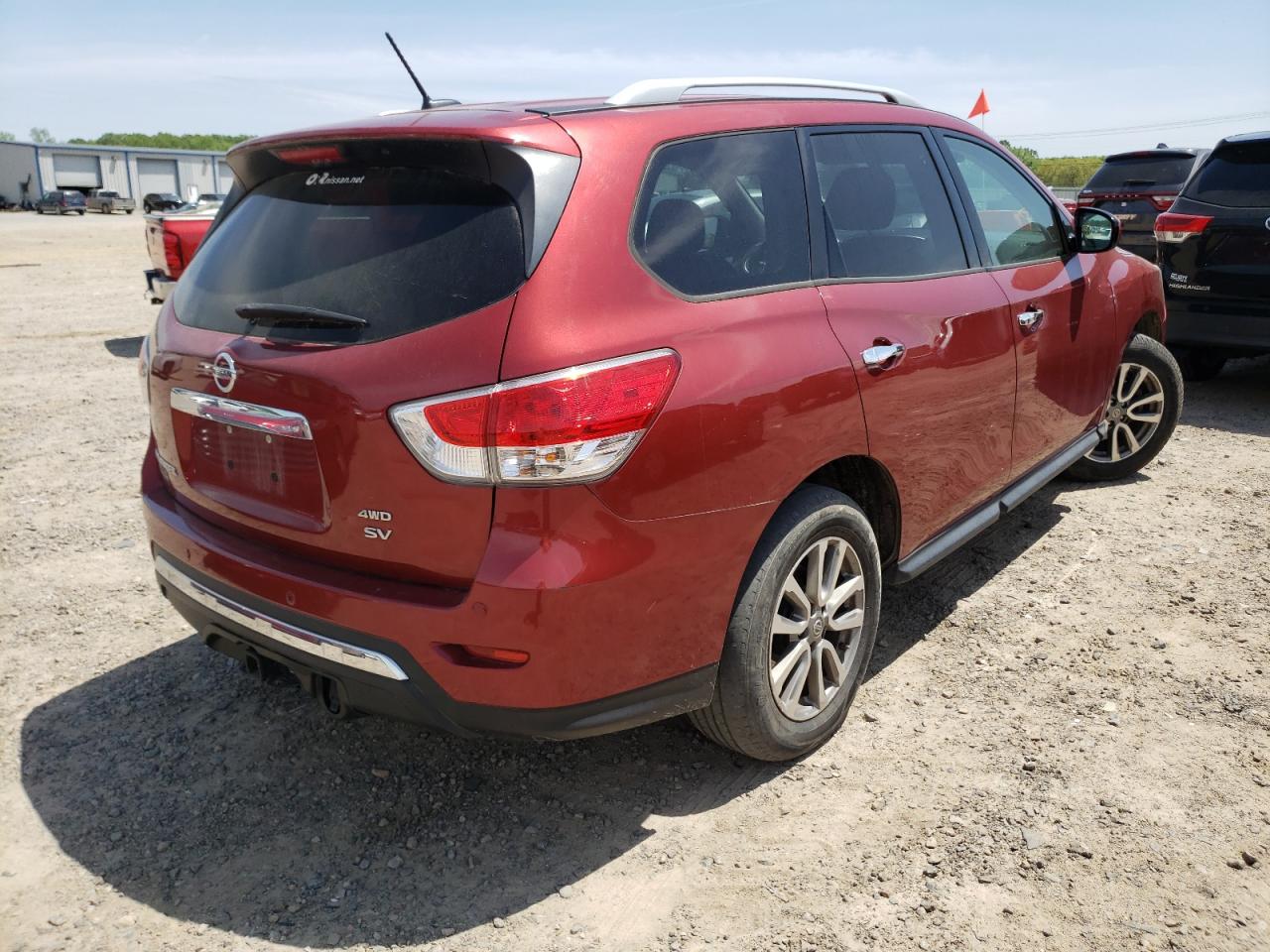 Photo 4 from auction – 2015 NISSAN PATHFINDER with VIN 5N1AR2MN9FC616861