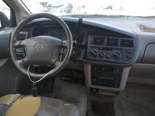 Photo 9 from auction – 2000 TOYOTA SIENNA LE with VIN 4T3ZF13C3YU272888