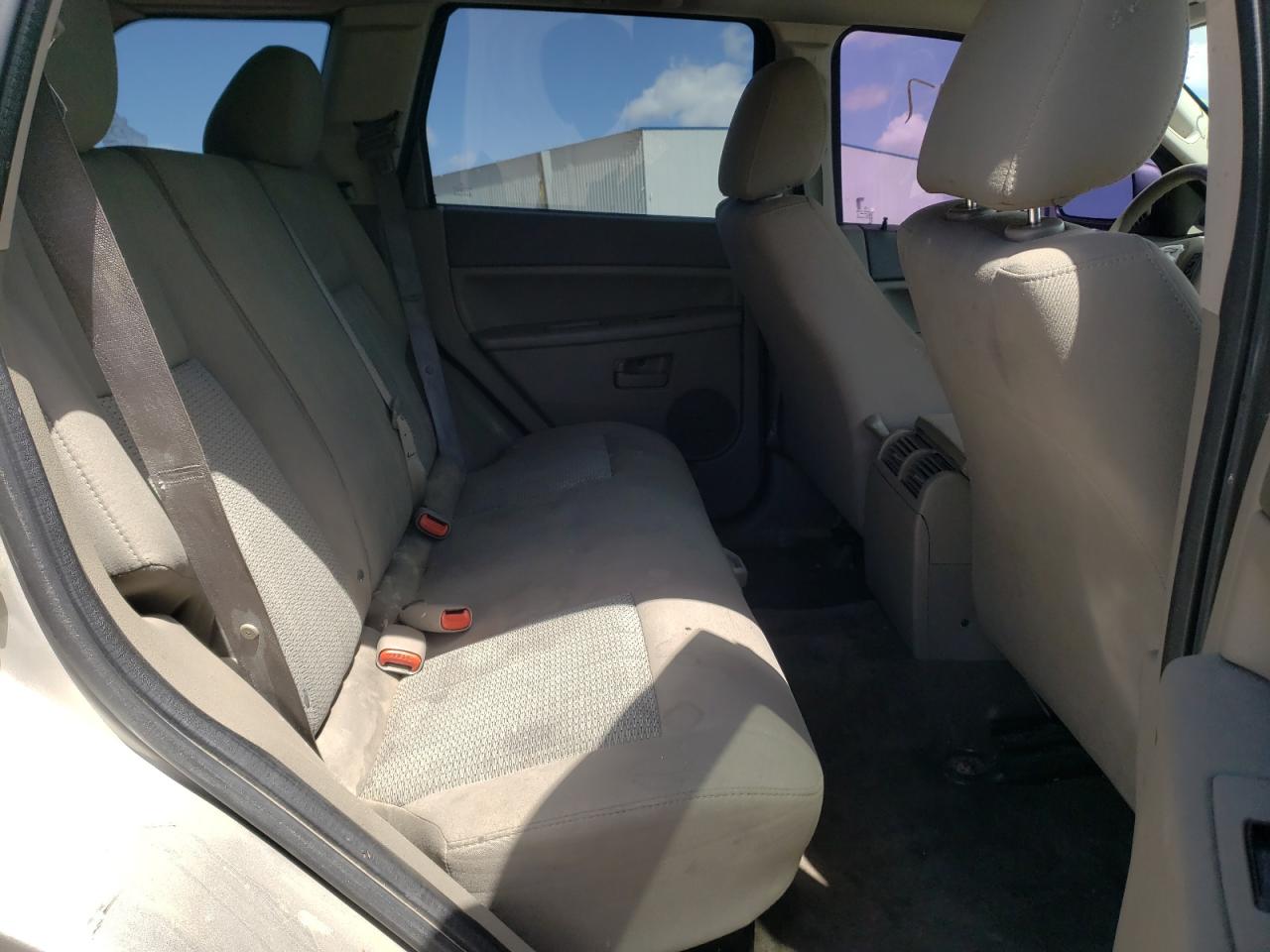 Photo 6 from auction – 2007 JEEP GRAND CHER with VIN 1J8HR48N87C657176