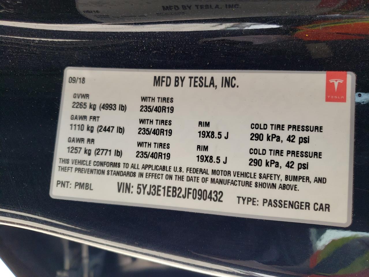 Photo 10 from auction – 2018 TESLA MODEL 3 with VIN 5YJ3E1EB2JF090432