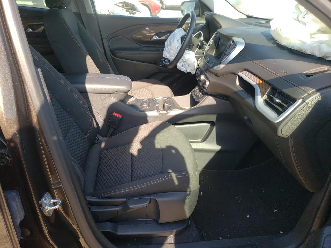Photo 5 from auction – 2020 GMC TERRAIN SL with VIN 3GKALMEV3LL179329