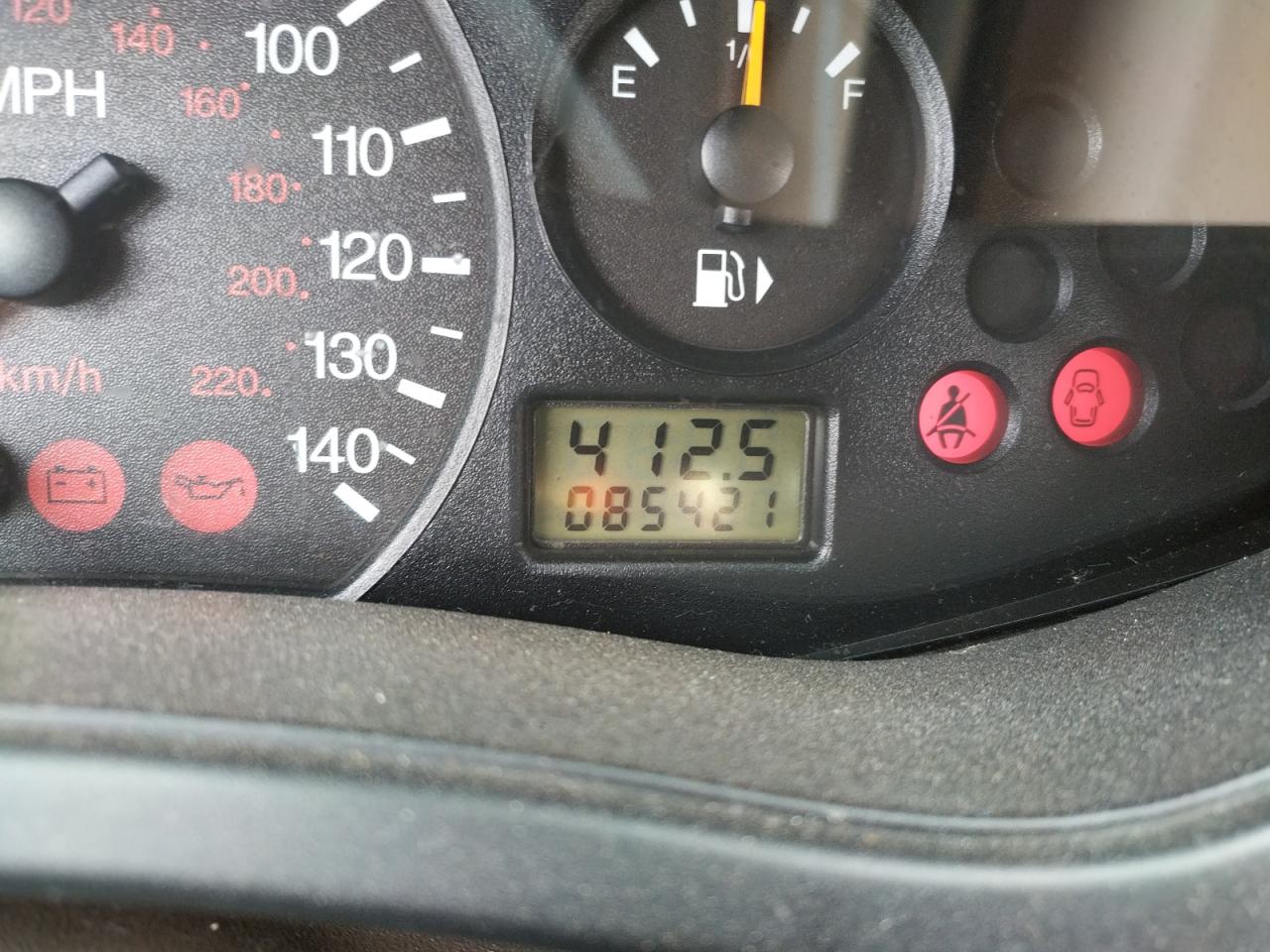 Photo 8 from auction – 2000 FORD FOCUS SE with VIN 1FAFP34P8YW249692