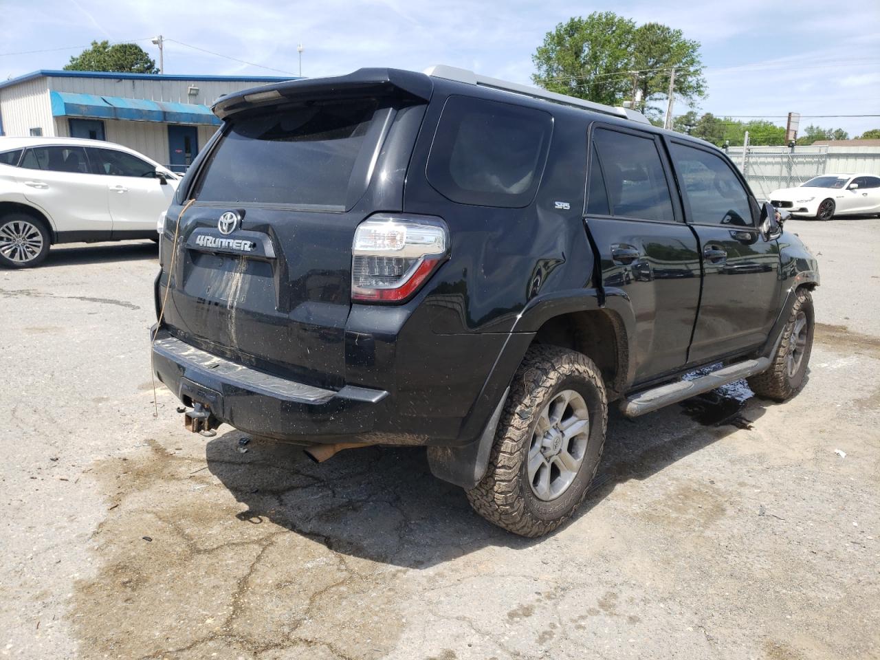 Photo 4 from auction – 2014 TOYOTA 4RUNNER SR with VIN JTEZU5JR7E5081574
