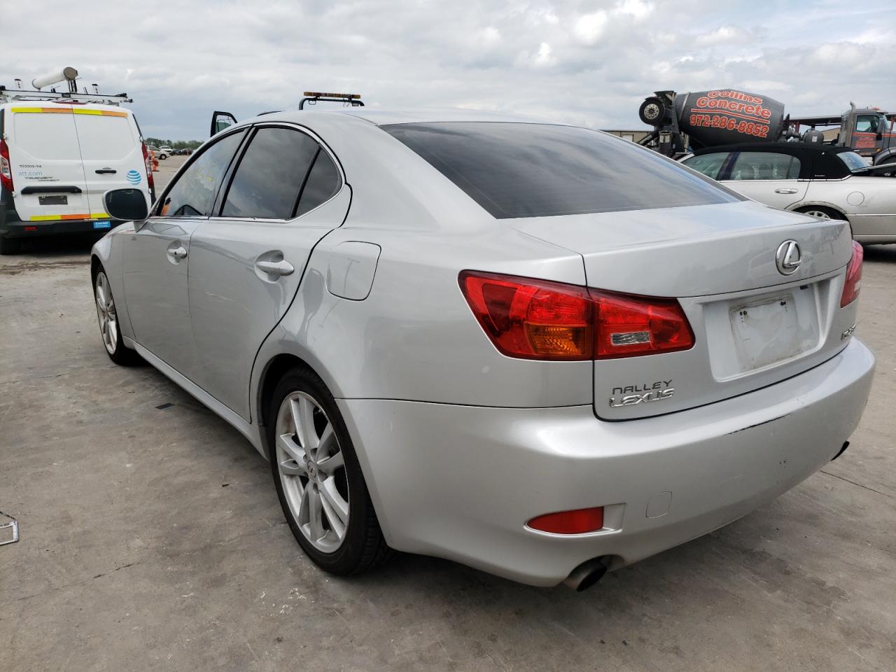 Photo 3 from auction – 2006 LEXUS IS 250 with VIN JTHBK262965003190
