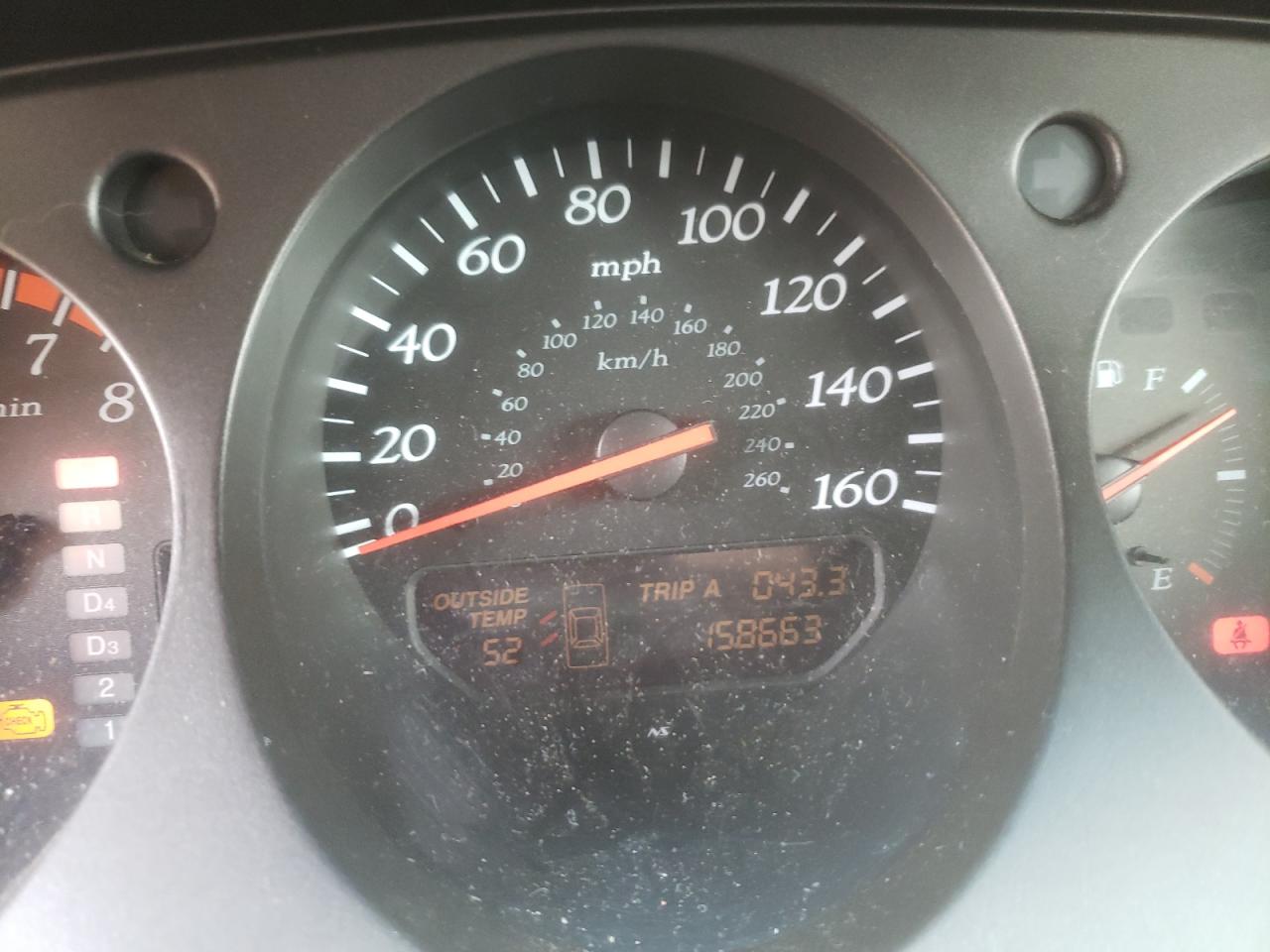Photo 8 from auction – 1999 ACURA 3.2TL with VIN 19UUA5653XA012972