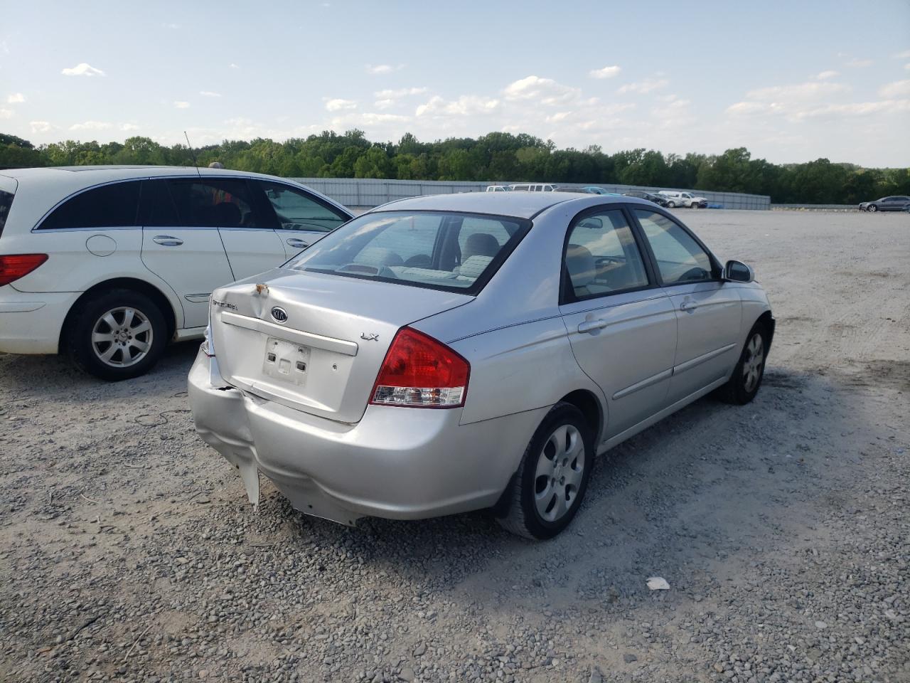Photo 4 from auction – 2008 KIA SPECTRA EX with VIN KNAFE121885562599