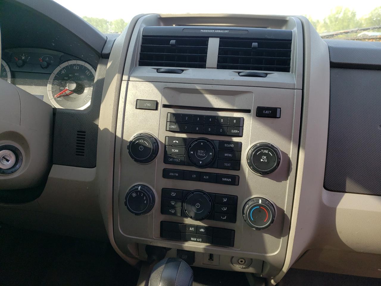 Photo 9 from auction – 2012 FORD ESCAPE XLT with VIN 1FMCU0D71CKB57565