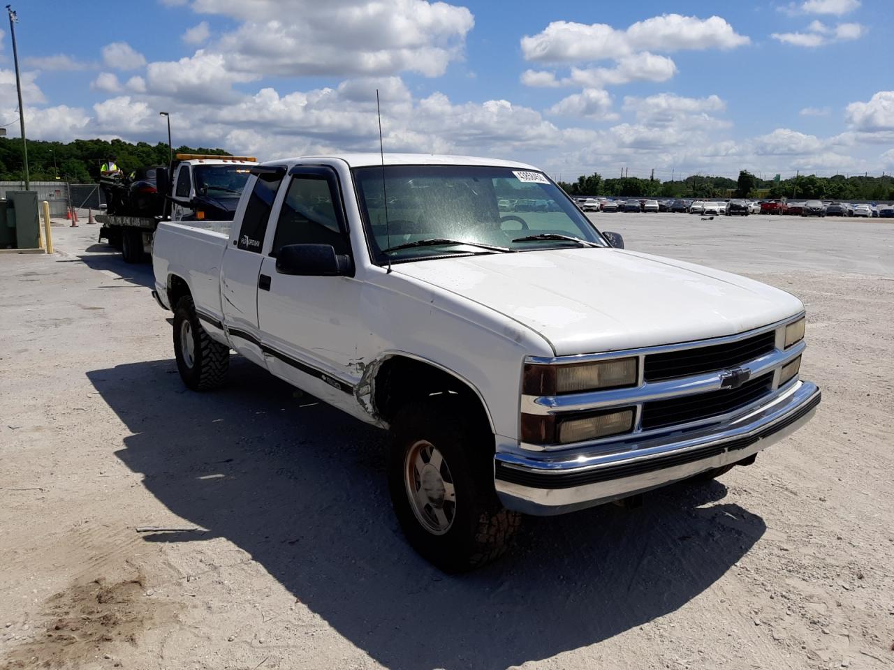 CHEVROLET GMT-400 C1 1997 with VIN 2GCEC19R2V1235015 - Photo from auction