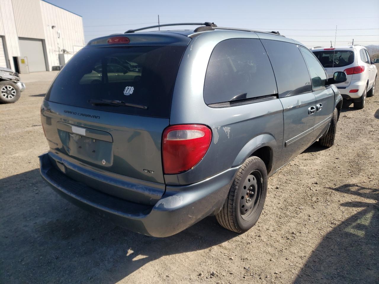 Photo 4 from auction – 2006 DODGE CARAVAN with VIN 2D4GP44LX6R750710